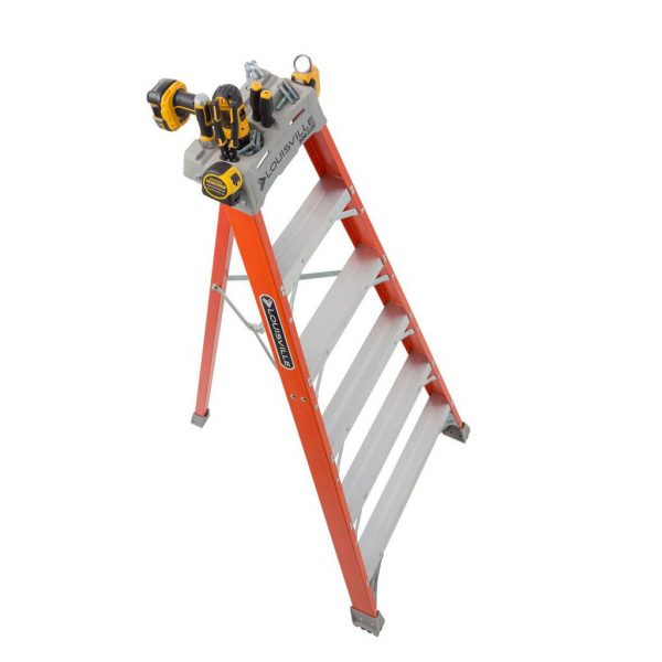 Nationwide-Ladder-FT1500-Raptor-front-with-tools2-Louisville
