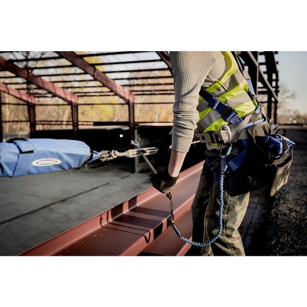 L103030_OutdoorProMaleInstallation_Horizontal2